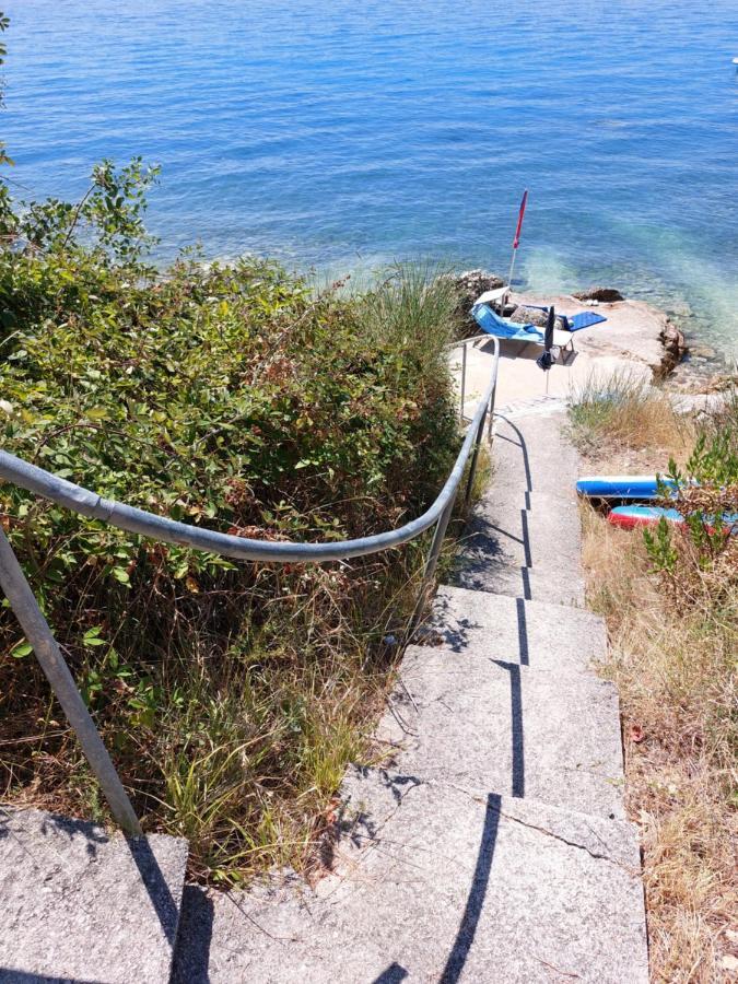 Apartmani Denis Stara Baška Exteriér fotografie